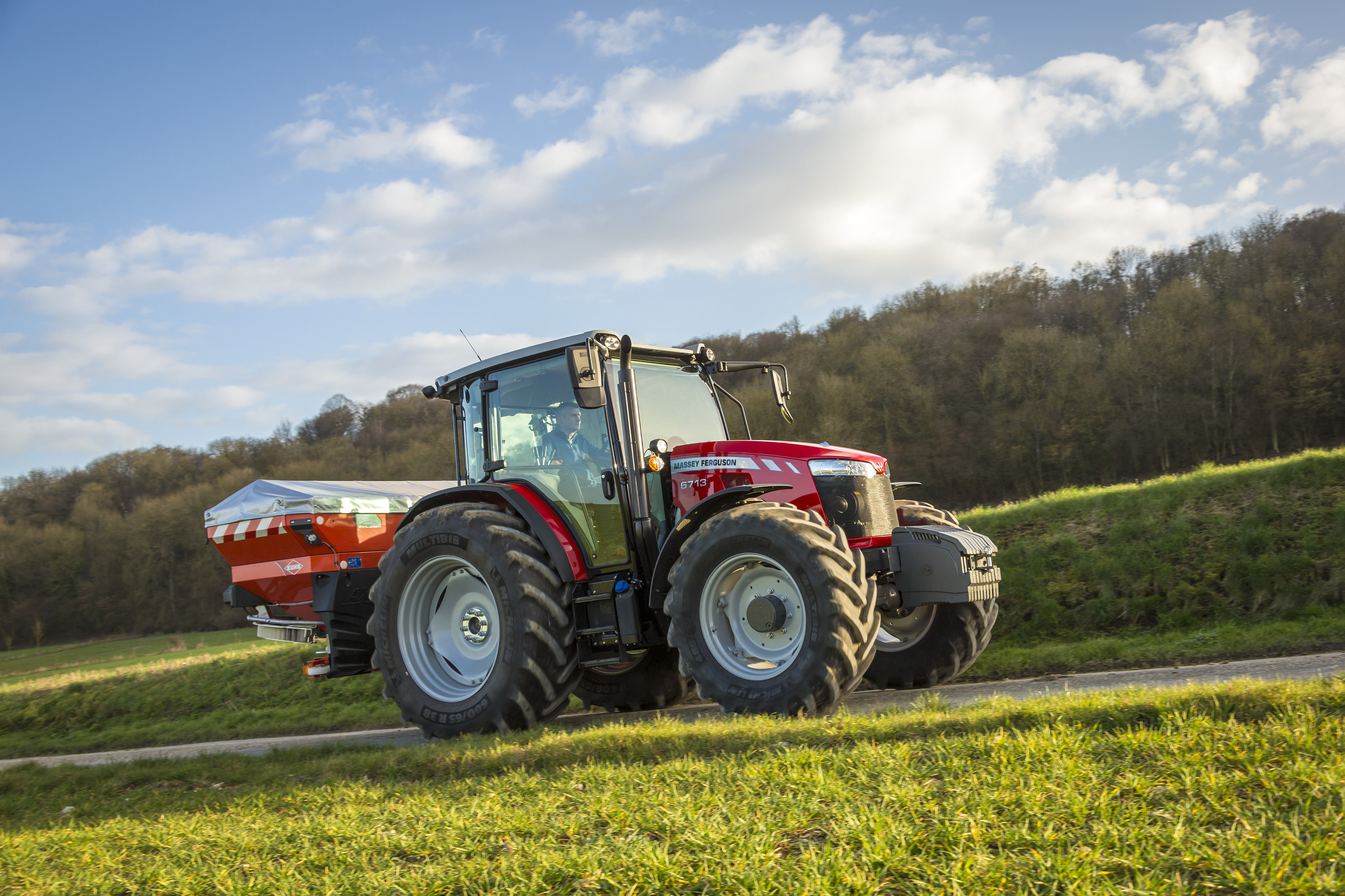Massey Ferguson Mini Bahçe Traktörü