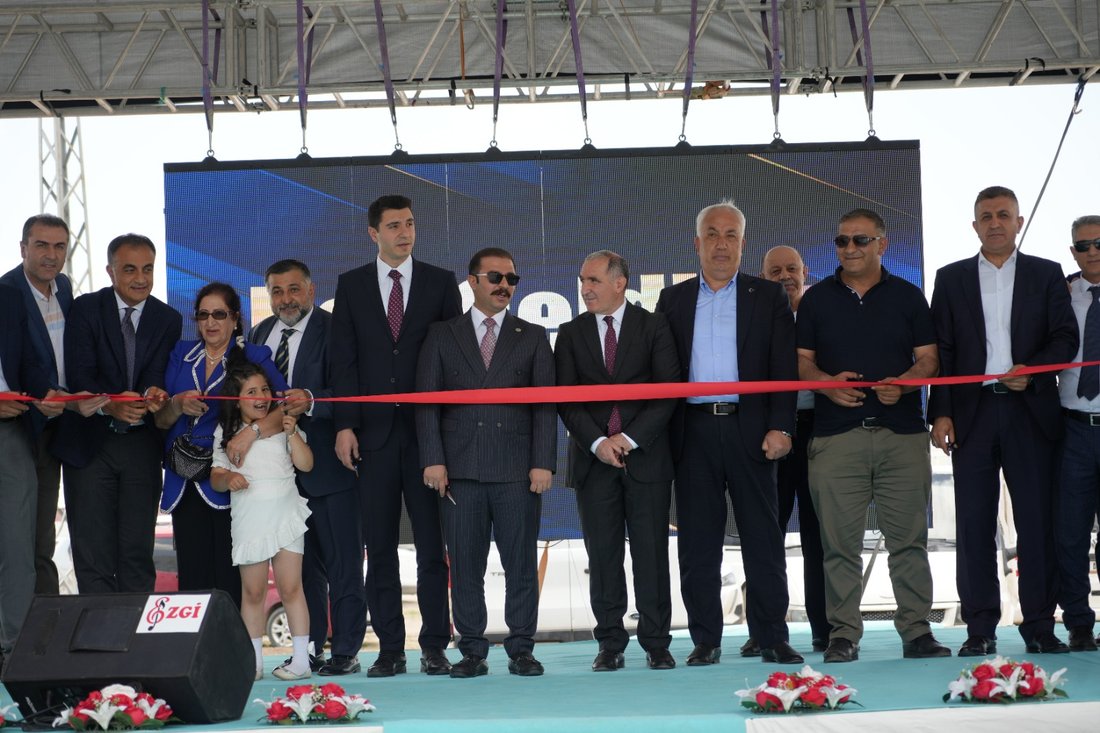 Aküzüm New Holland