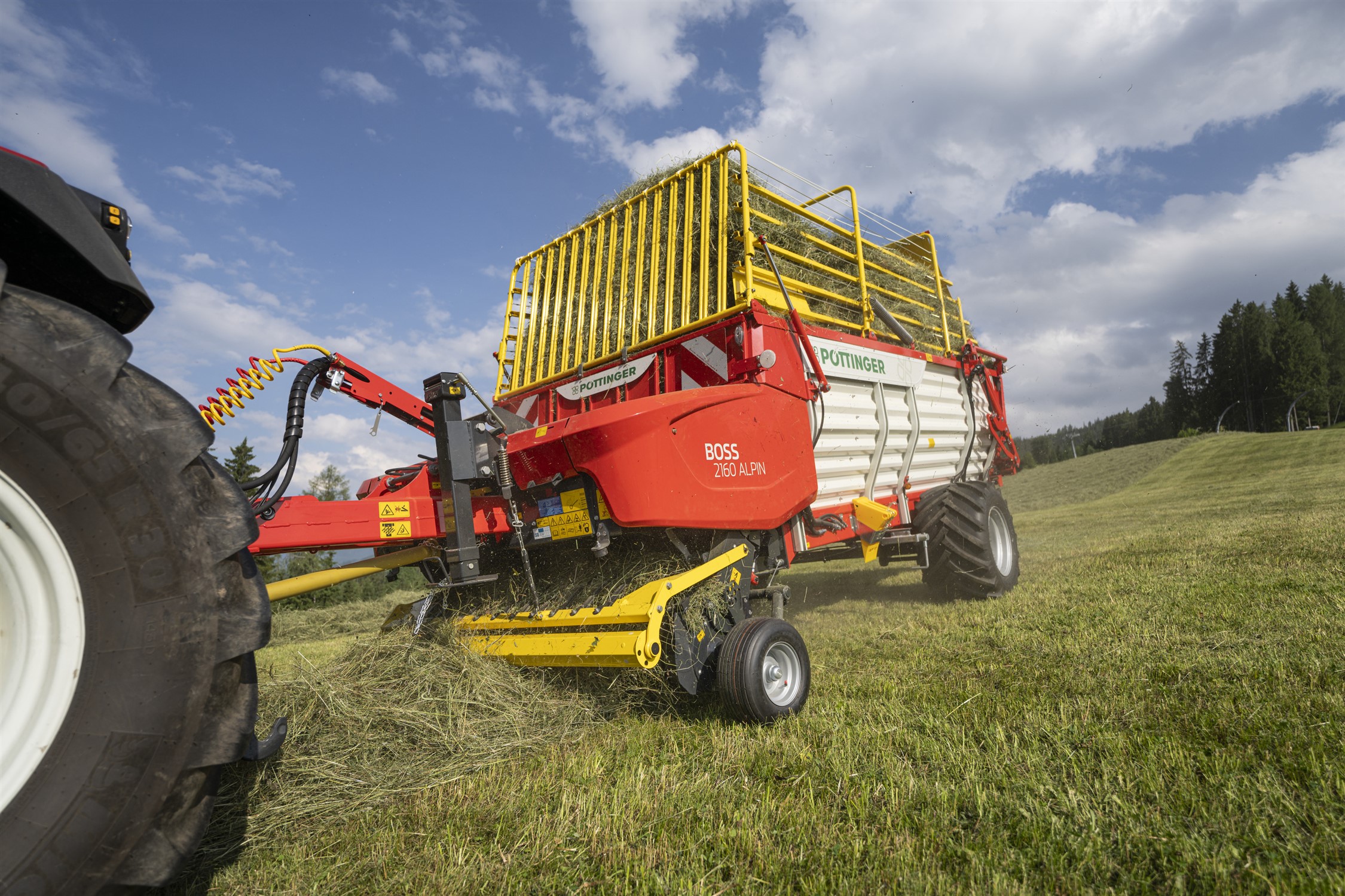 Pöttinger develops the ALPIN equipment range