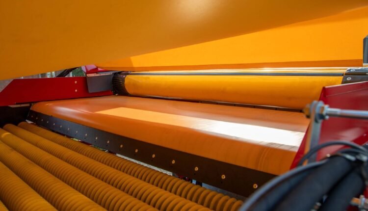 RH 24-60 S mit Übergabeband Zwischen Bunkerboden und Walzenpakete