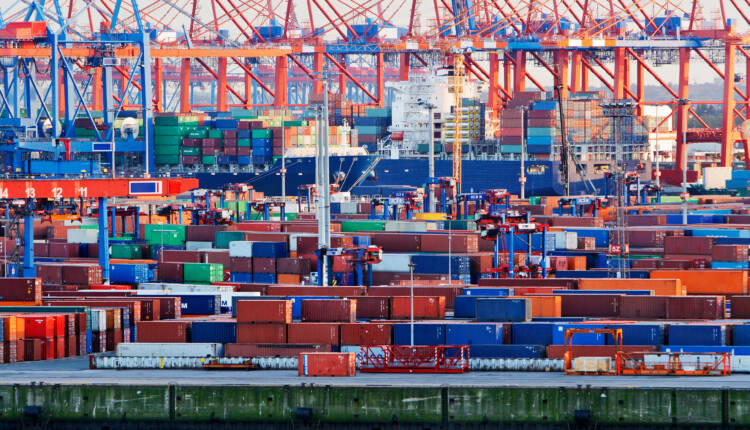 Containerterminal im Hamburger Hafen