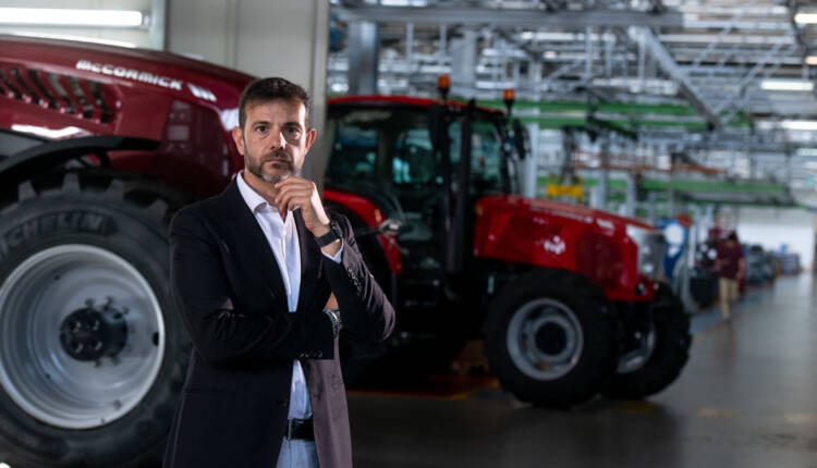 Argo_Tractors_0820.NEF