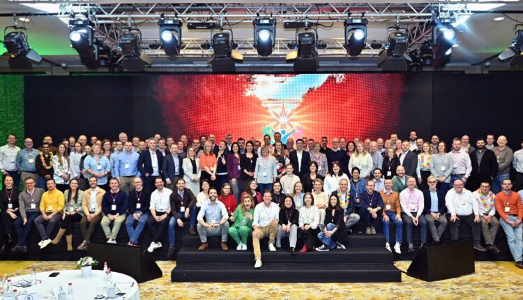 Trouw Nutrition ECA Konfernası 3_091821969